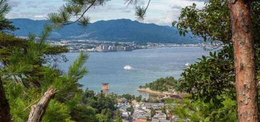 Aufstieg zum Berg Misen, Hiroshima - Japan
