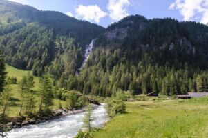 Wanderung zu den Umbalfällen