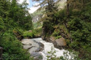 Wanderung zu den Umbalfällen