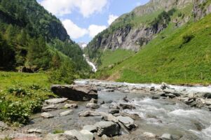 Wanderung zu den Umbalfällen