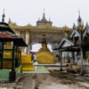 Aufstieg zum kleinen Tempel Aufstieg zum kleinen Tempel
