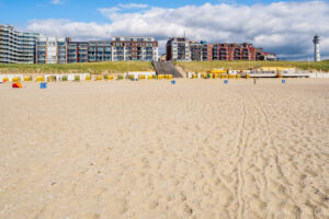 Photo by Alexander Schimmeck • Strand • Egmond aan Zee Egmond aan Zee, Noord-Holland - Niederlande • GPS 52°37'14.598" N 4°37'7.746" E • alschim.de Egmond aan Zee, Niederlande