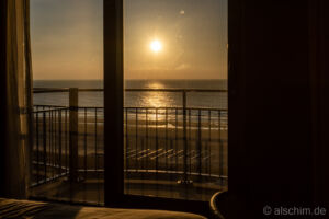 Photo by Alexander Schimmeck • Hotel Golfzang • Zee Egmond aan Zee, Noord-Holland - Niederlande • GPS 52°37'13.998" N 4°37'16.998" E • alschim.de Hotel Golfzang, Egmond aan Zee - Niederlande