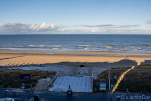 Photo by Alexander Schimmeck • Strand • Egmond aan ZeeEgmond aan Zee, Noord-Holland - Niederlande • GPS 52°37'5.2104" N 4°37'4.7784" E • alschim.de Egmond aan Zee, Niederlande